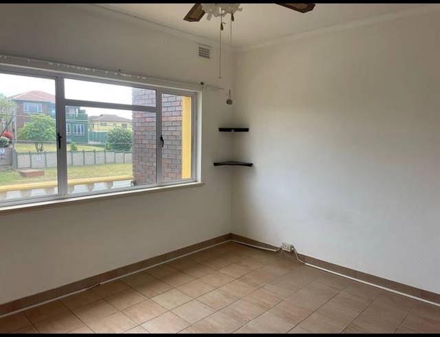 2 BEDROOM PROPERTY TO RENT IN BLUFF